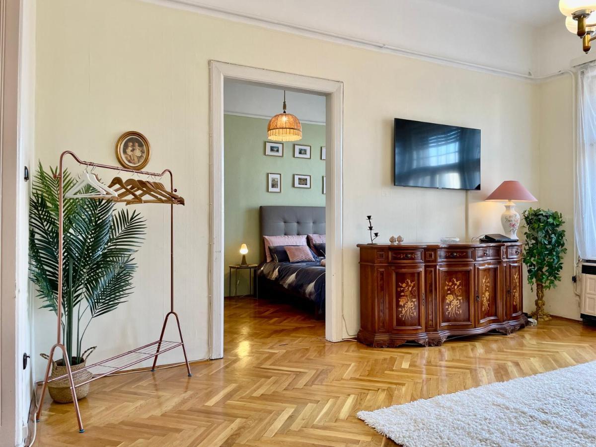 Jolan Suite Budapesta Exterior foto